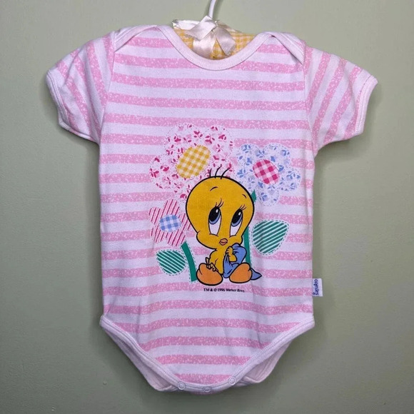 Vintage 1996 Gerber Girl's Looney Tunes Tweety Bird Onesie Size 12-18 months - Picture 1 of 7